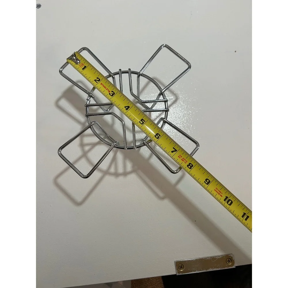 Beer can chicken holder